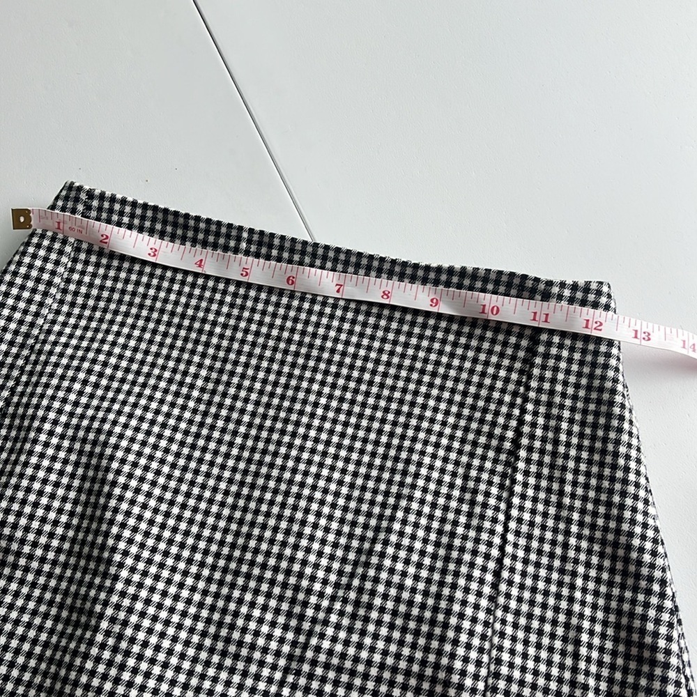 john galt by brandy melville Classic Black and White Checkered mini Skirt - Picture 8 of 9